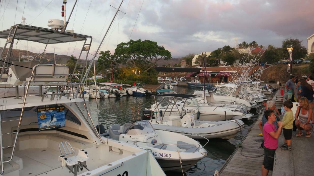 Appartamento Baliste Jardin De Corail Saint-Gilles-les Bains Esterno foto