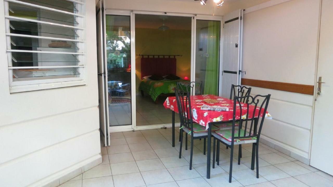 Appartamento Baliste Jardin De Corail Saint-Gilles-les Bains Esterno foto
